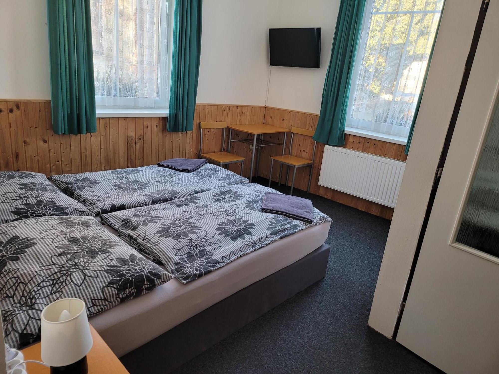 Penzion Karolina Lučany nad Nisou Extérieur photo