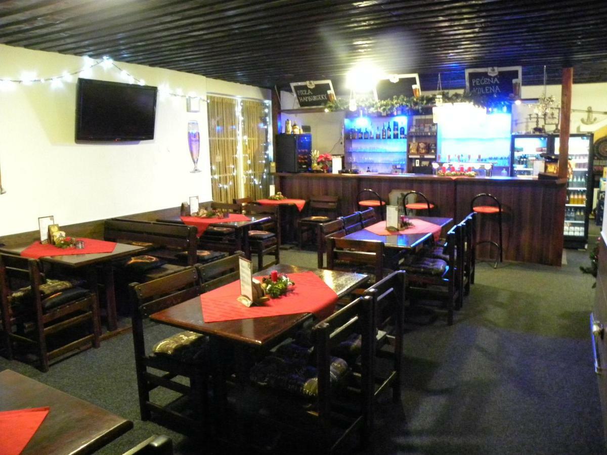 Penzion Karolina Lučany nad Nisou Extérieur photo